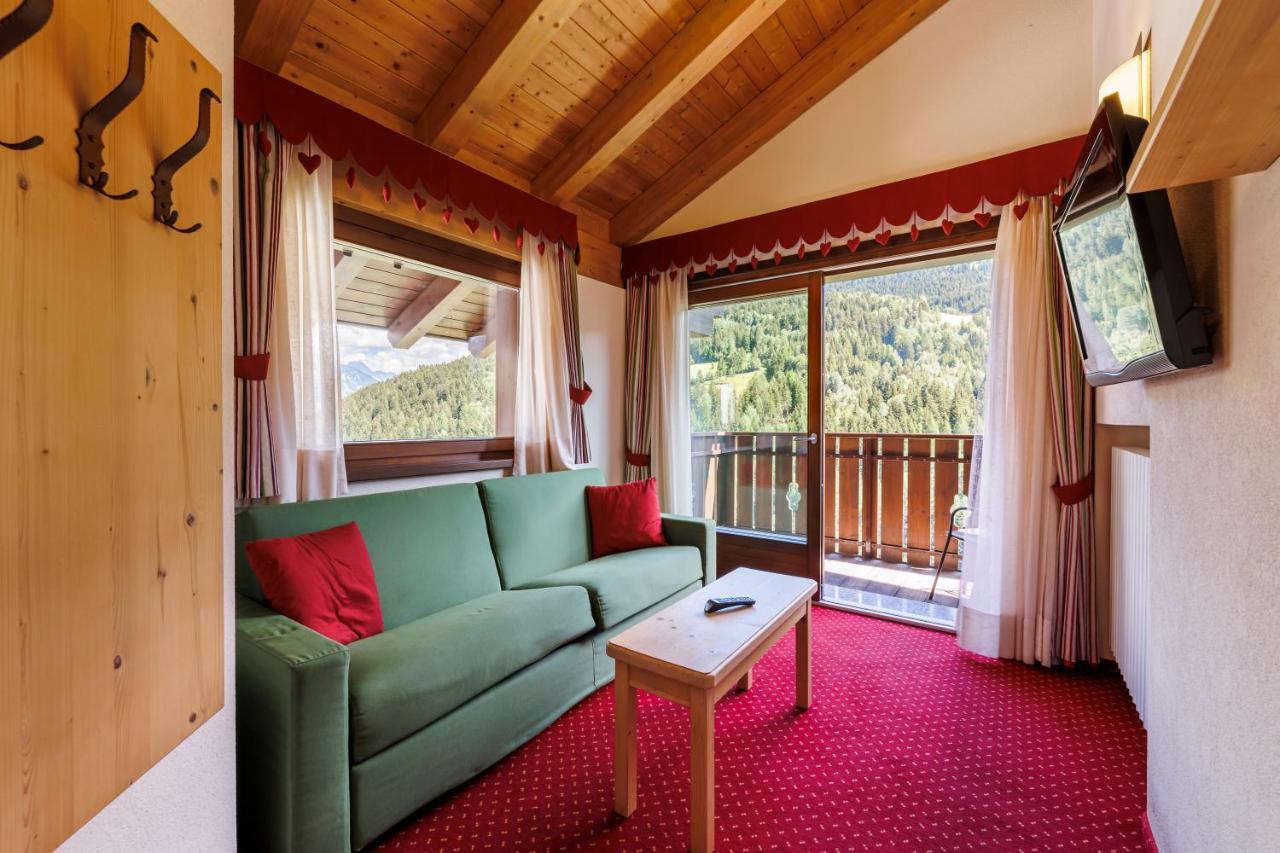 Hotel Miravalle Isolaccia Kültér fotó