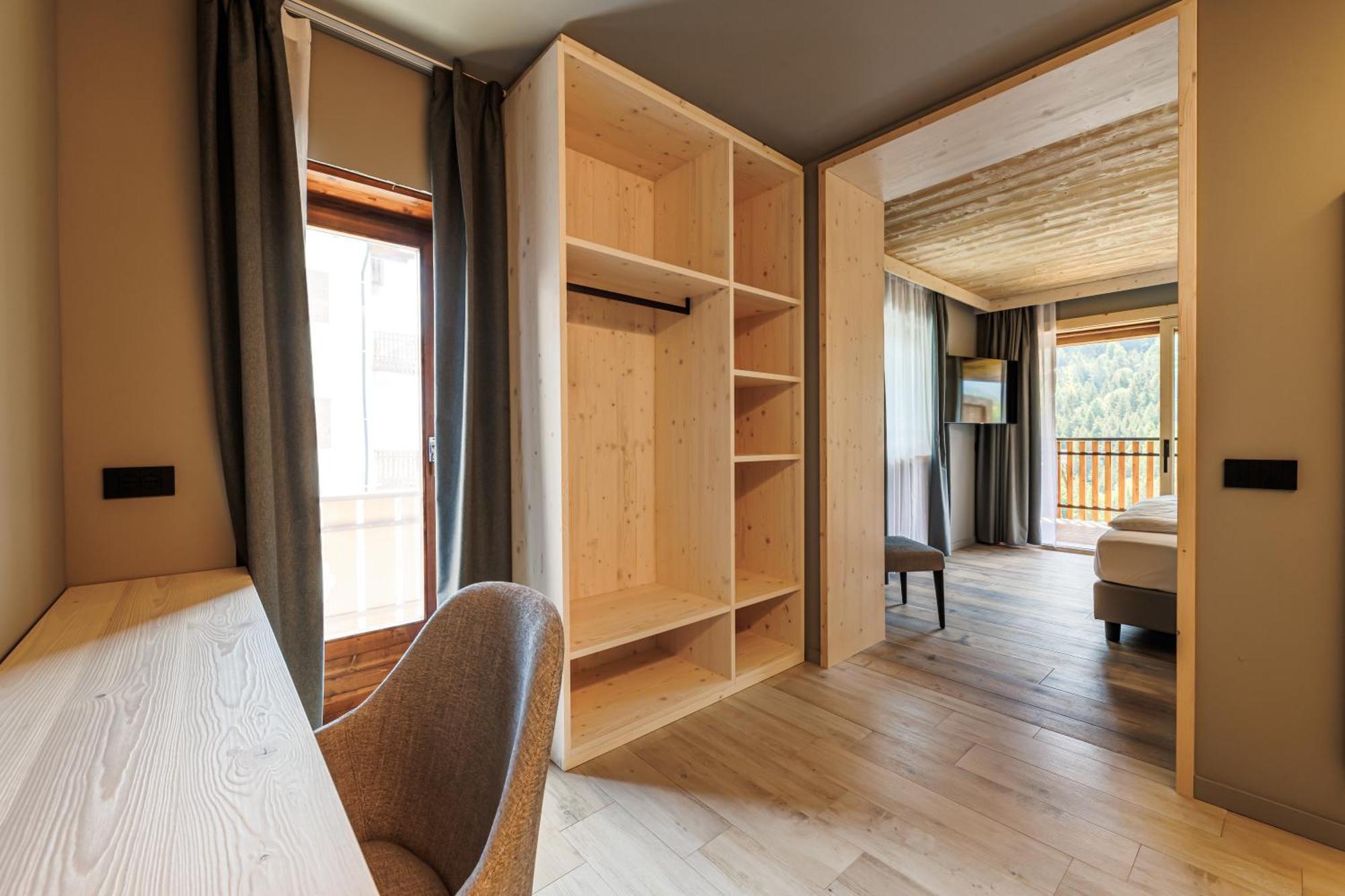 Hotel Miravalle Isolaccia Kültér fotó