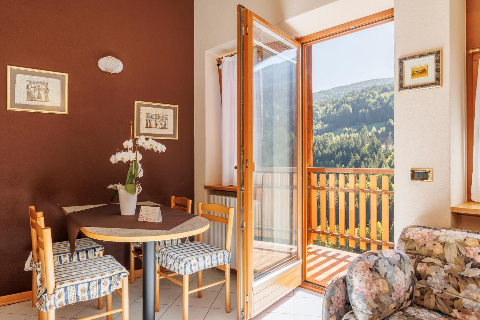 Hotel Miravalle Isolaccia Kültér fotó