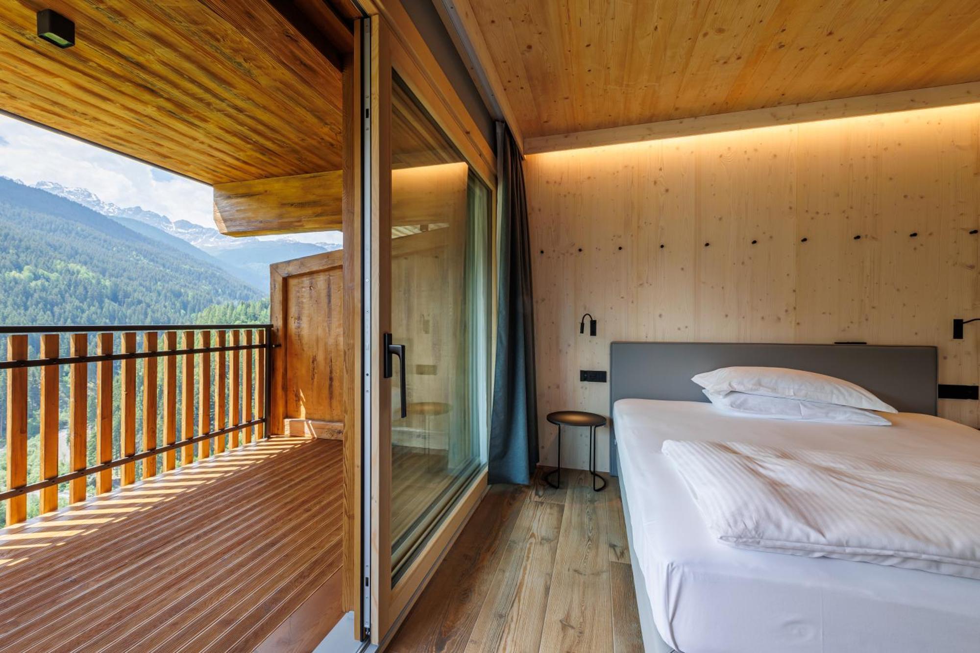 Hotel Miravalle Isolaccia Kültér fotó