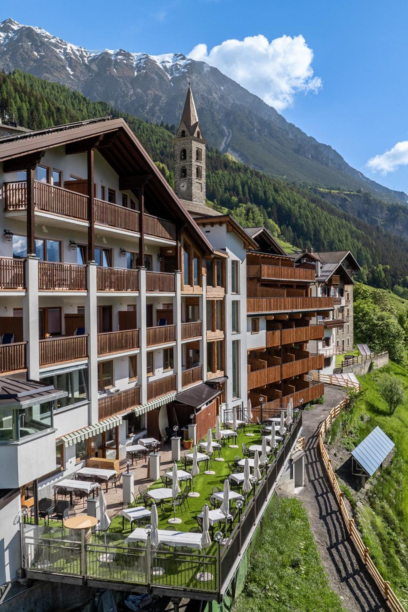 Hotel Miravalle Isolaccia Kültér fotó